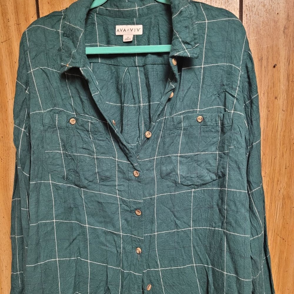 3 for $20 💚  Green plaid shirt